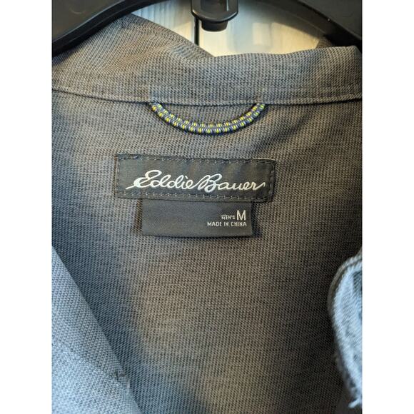 Eddie Bauer Men's Gray Button Down Short Sleeve Pockets Shirt Size M - Picture 3 of 5